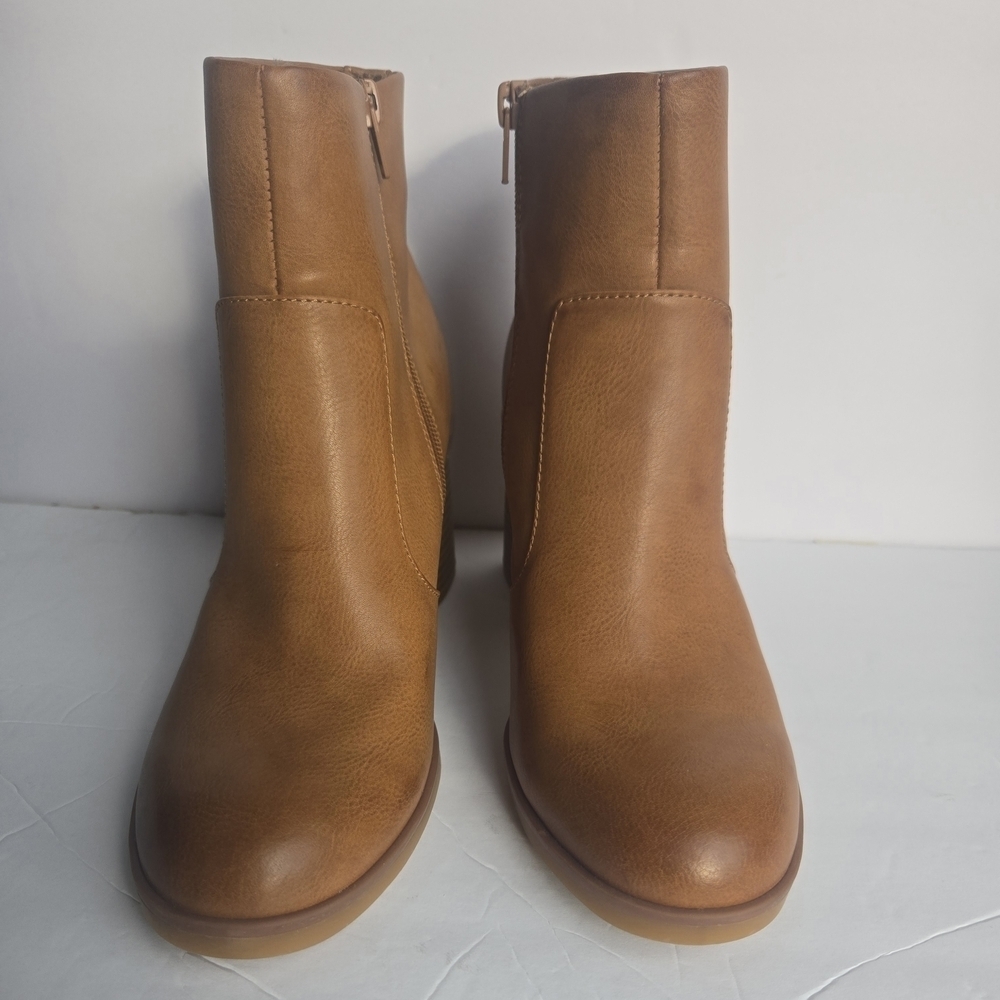 KORKS Tan Ankle Boots, New, Size 8